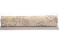 Μπεζ Floral σύγχρονες ταπετσαρίες PVC σχεδίων για τις κρεβατοκάμαρες με την αποτυπωμένη σε ανάγλυφο επιφάνεια