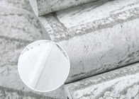 Γκριζωπό άσπρο τούβλο χρώματος που τυπώνει το αυτοκόλλητο σύγχρονο ύφος ταπετσαριών για το καθιστικό